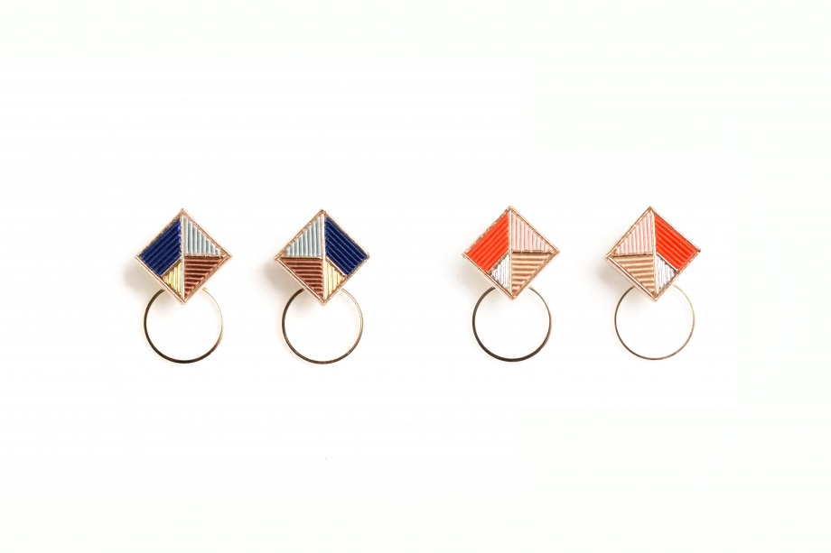 Mizuhiki earrings  ［Square hoop］