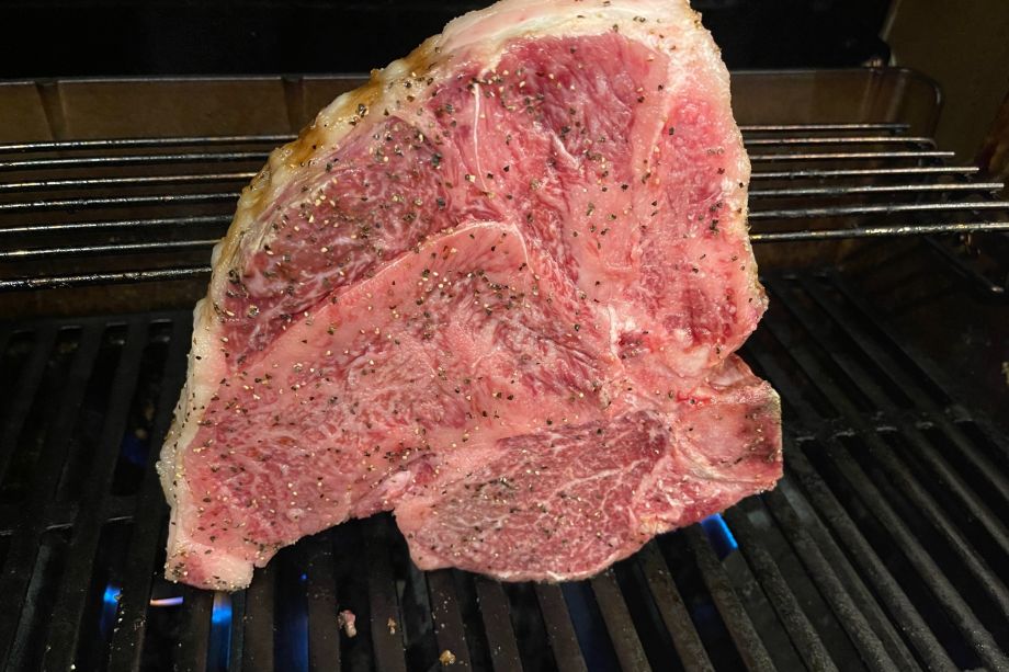 信州プレミアム牛肉認定A5ランク南信州牛巨大Tボーンステーキ